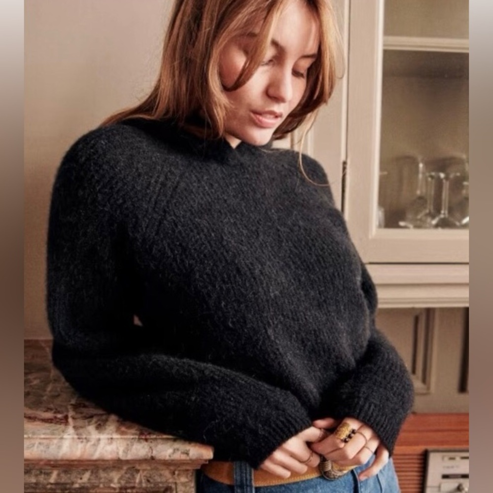 ‼️FLASH SALE‼️ SEZANE LAUREL SWEATER